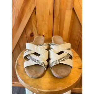 A2 Aerosoles Womens Sandals 10M Flowerpower Khaki Tan Snake Print Wedge Heel